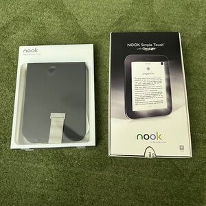 Barnes & Noble NOOK Simple Touch with GlowLight
